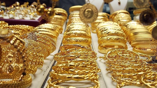 Gram Altın Rekorla Yükseldi: Tarihi Zirve Aşılmıştır