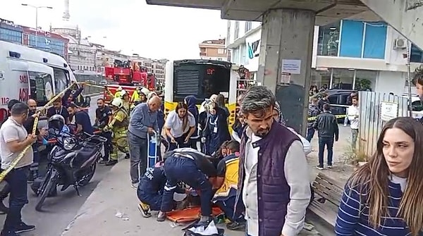 İETT Aracı Kontrolden Çıktı: Çok Yaralı