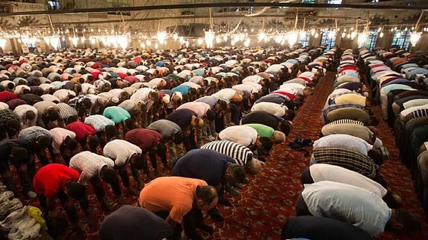 İl Müdürlüklerinden Cuma Namazı Talimatı: Tüm Okullara Gönderildi