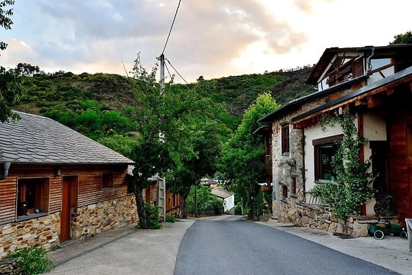 İspanya'nın Kırsal Bölgesine Taşınanlar İçin Aylık Maaş
