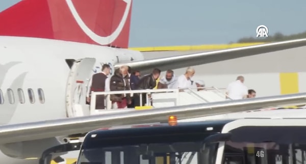 İsrail’in Tutuklanan Küresel Sumud Filosu’ndaki Türkler İstanbul’a Geldi
