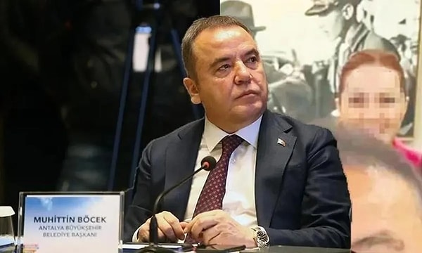 Melek Kurukama Kimdir? Muhittin Böcek'in Sevgilisi Olduğu İddia Edilen Melek Kurukama Kaç Yaşında?