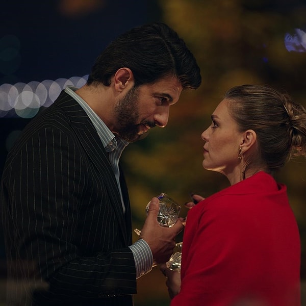 Netflixin Yeni Türk Dizisi: 56 Ülkede Zirveye Oynuyor ve Dünya Çapında Övgü Topluyor