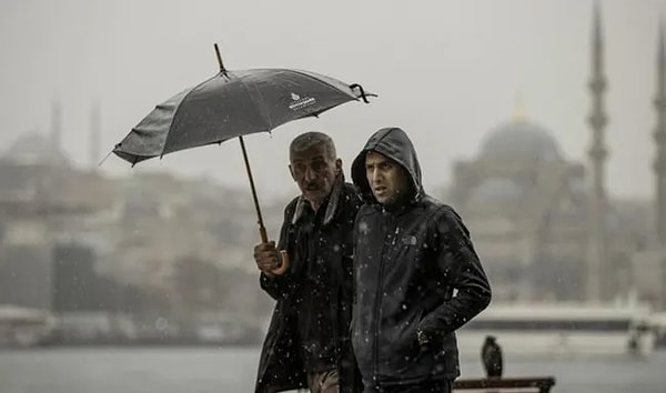 Pazartesi Yeni Yağış Dalgası Geliyor: Hava Tahmin Uzmanı Açıkladı