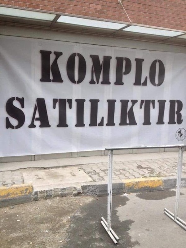 Saatlerce Baksanız Da Anlam Veremeyeceğiniz, İnsanları Gülümseten Bambaşka Fotoğraflar: Gösterişsiz Şaşkınlıklar