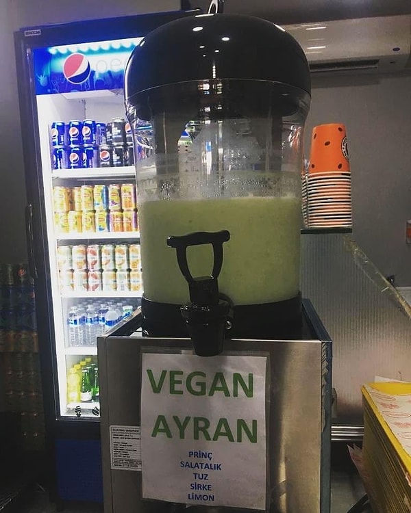 Saatlerce Baksanız Da Anlam Veremeyeceğiniz, İnsanları Gülümseten Bambaşka Fotoğraflar: Gösterişsiz Şaşkınlıklar