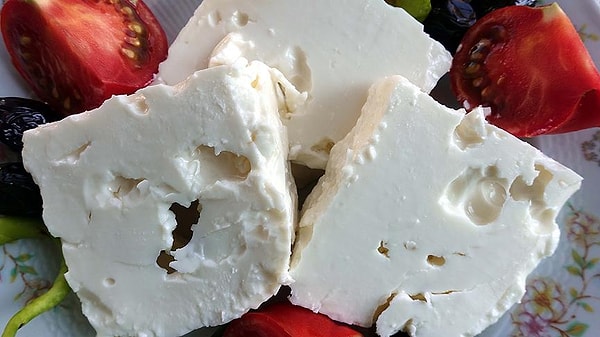 Ünlü Peynir Markası Marketten Toplandı: “Kesinlikle Tüketmeyin” Uyarısı