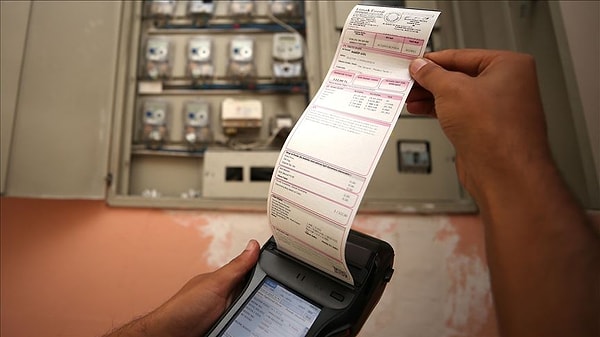 Uzun Elektrik Kesintileri Fatura Düşüşü