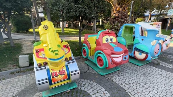 Bağcılar’daki Parkta Oynayan Dört Çocuk Elektrik Akımına Kapıldı