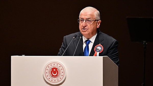 Bakan'dan Uçak Kazası Açıklaması: 20 Şehit
