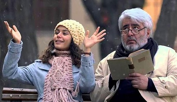 Beren Saat 12 Yıl Sonra Sinemaya Dönüyor: Gizli Profil Filmi 19 Aralıkta Vizyona Girecek!