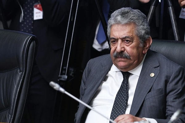 İmralı Kararı: CHP Komisyon Toplantısı Başladı ve Karar Açıklandı