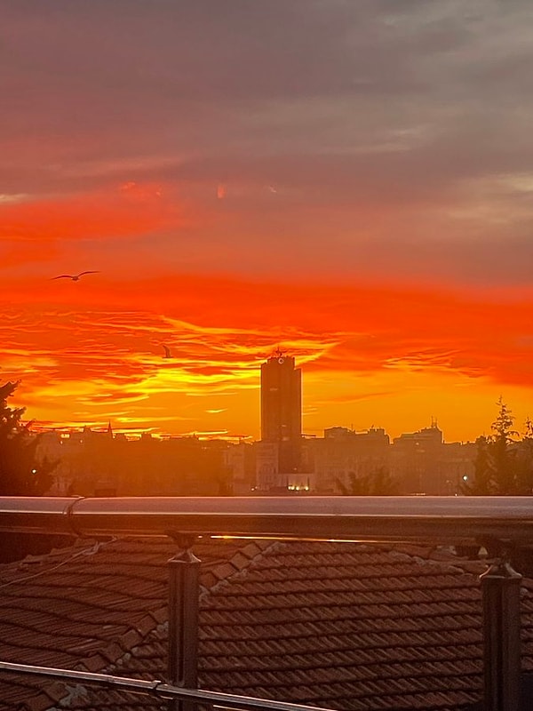 İstanbul Sabahı: Turuncu Şafak