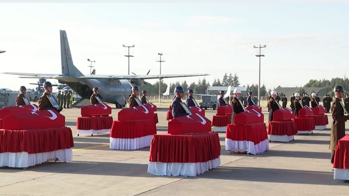 Milli Savunma Bakanlığı Düşen Uçakla İlgili Merak Edilenleri Açıkladı