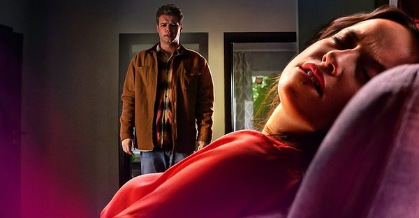 Netflix’in Son Döneminde Adeta Patlayan 15 Erotik Dizi: Libido Yükselten Çarpıcı Seçkimiz