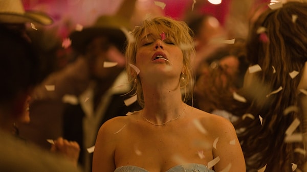 Robert Pattinson ve Jennifer Lawrence’ın Die, My Love Filminin Türkiye’de Vizyona Girmemesi Çok Konuşuldu