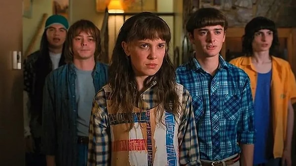Stranger Things: Dört Sezonda Rekor Kıran ve Netflix Listelerini Ziyarete Devam Eden Büyüleyici Başlık