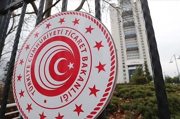 Ticaret Bakanlığından Dönerciye Tavuk Dürüm Cezası