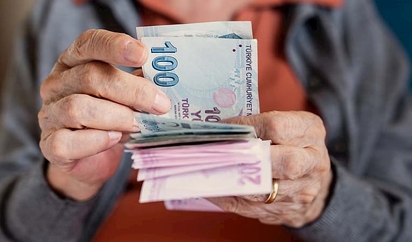 Türkiye’de Çalışanlar ve Emeklilerin Maaş Dağılımı Açıklandı
