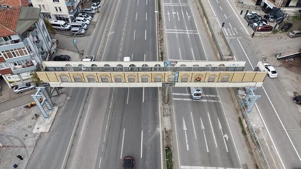 Üst Geçit Görünümünü Taşıt Eden Vatandaşın İddiası