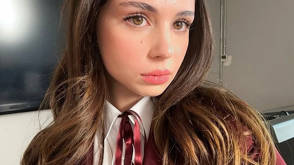 Taşacak Bu Deniz’in Fadime’si Zeynep Atılgan Kimdir? Kaç Yaşında ve Nereli? - Türkiyeli İzleyiciler İçin Benzersiz ve SEO'da Parlayan Başlık